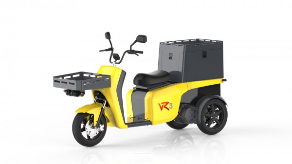 vR3-Elektrodreirad-Postfahrzeug-schraeg-vorne